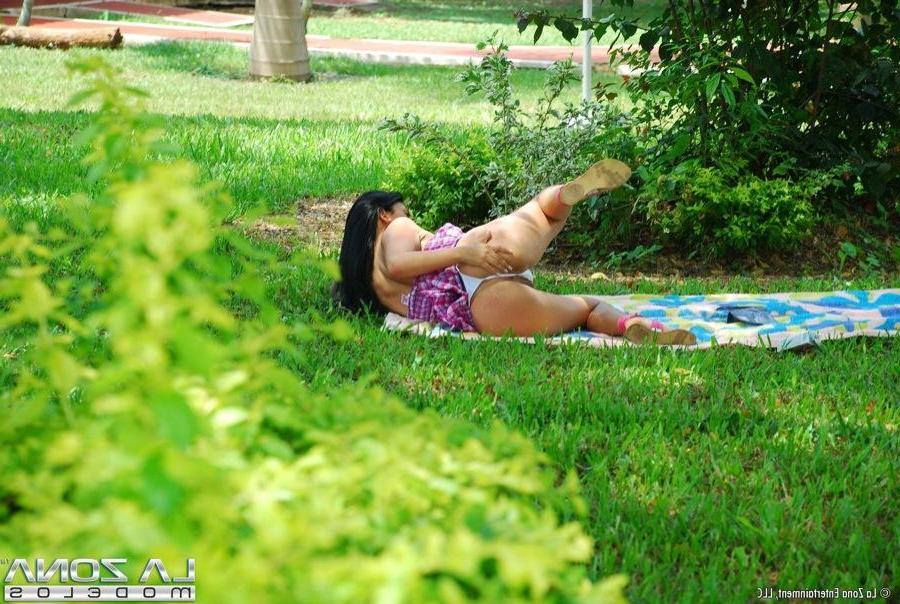 15P Brenda gets caught masturbating in public with a spy camera