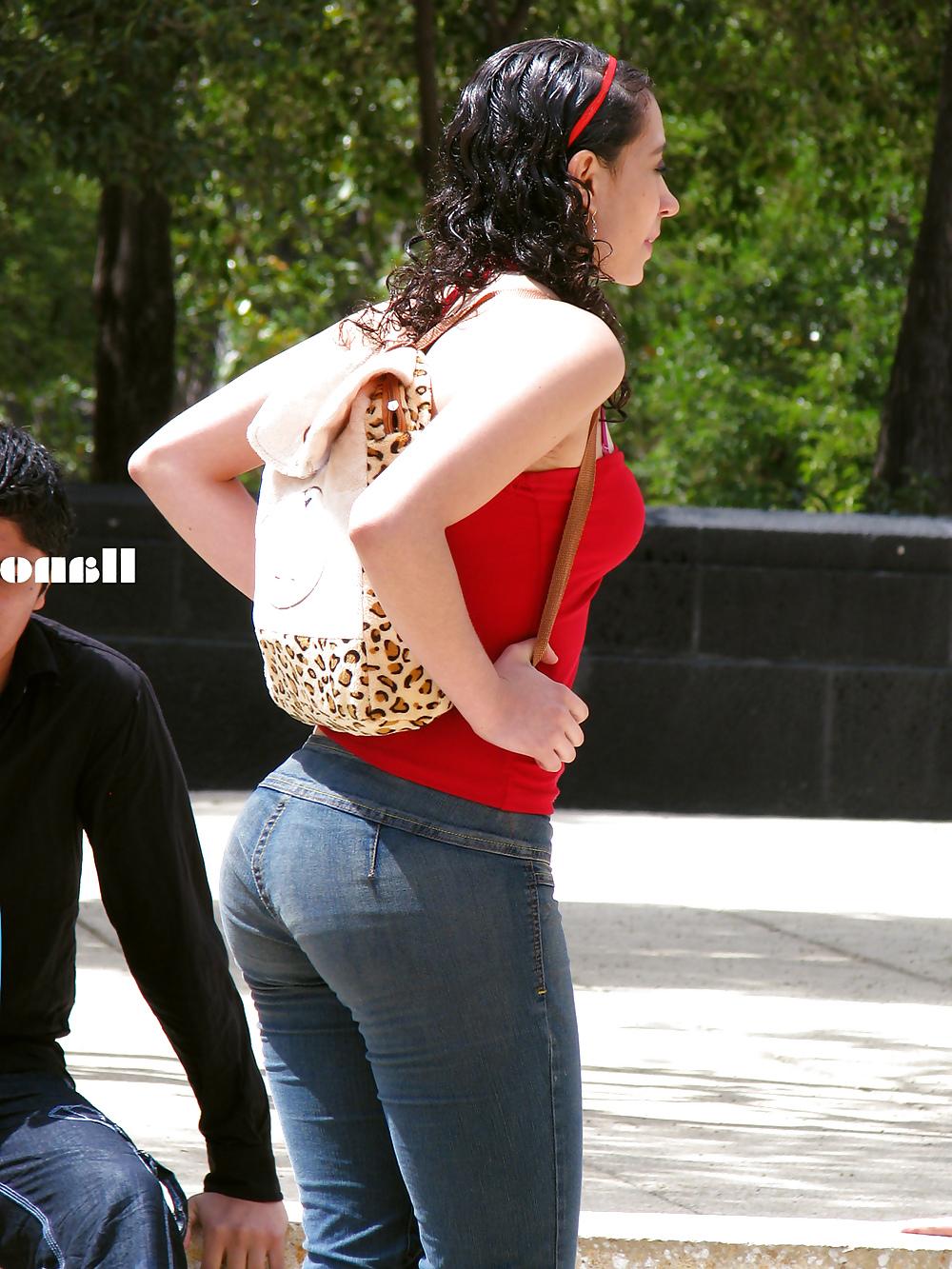 9P Sabrosa nena captada en la calle nice ass candid