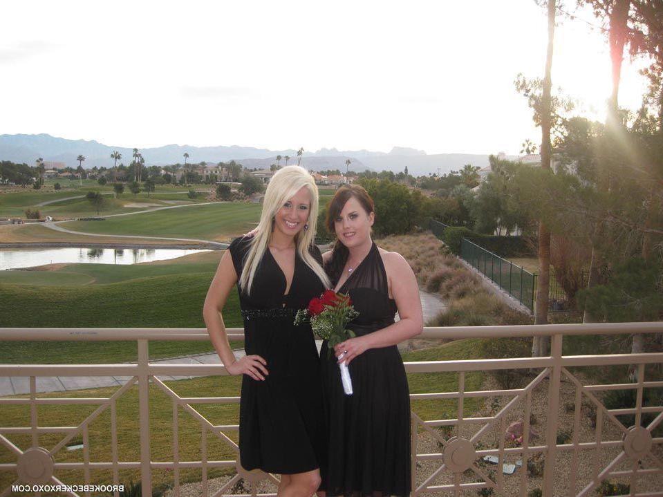 16P Pictures of Brooke Becker hanging out with her friend