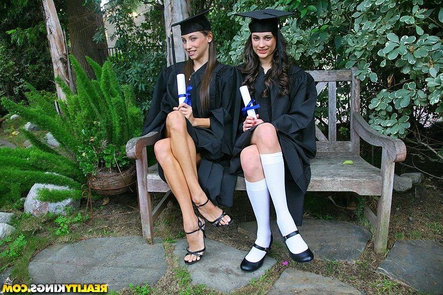 20P Pictures of three hot teens celebrating their graduation
