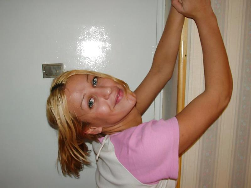 16P I am sexy shemale?