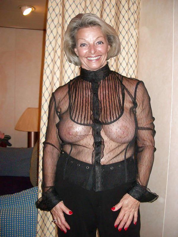 25P Housewife Sluts 130
