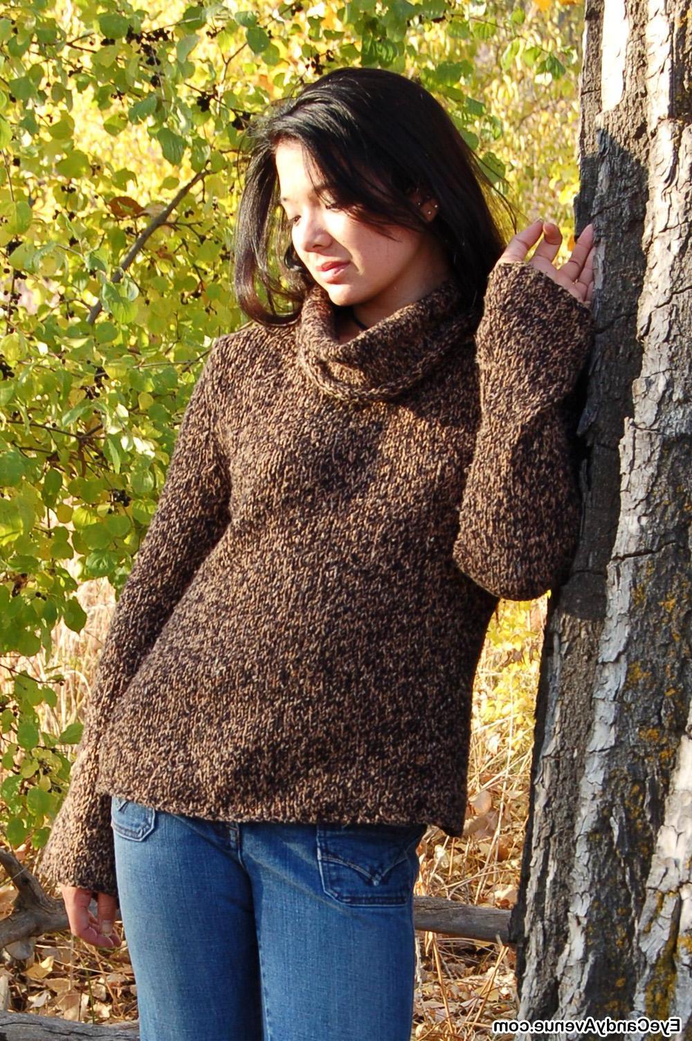 16P Charli takes off her fall sweater and reveals her tiny titties and hot pussy.