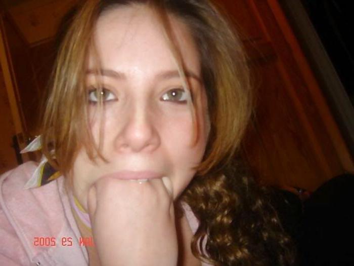 25P Mouth-Fist