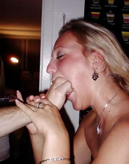 25P Mouth-Fist
