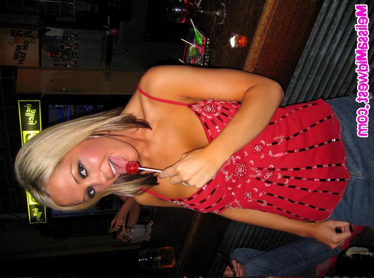 20P Pictures of Melissa Midwest coaching her friend Jacky Night