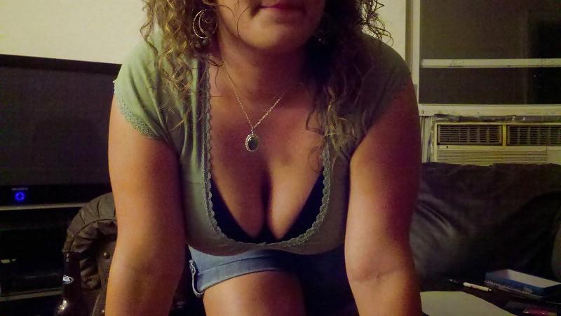 7P Big Titty Housewife 
