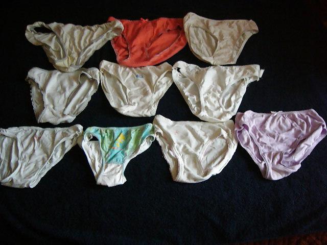 5P SOILED PANTIES (women owners only !) photos to exchange !