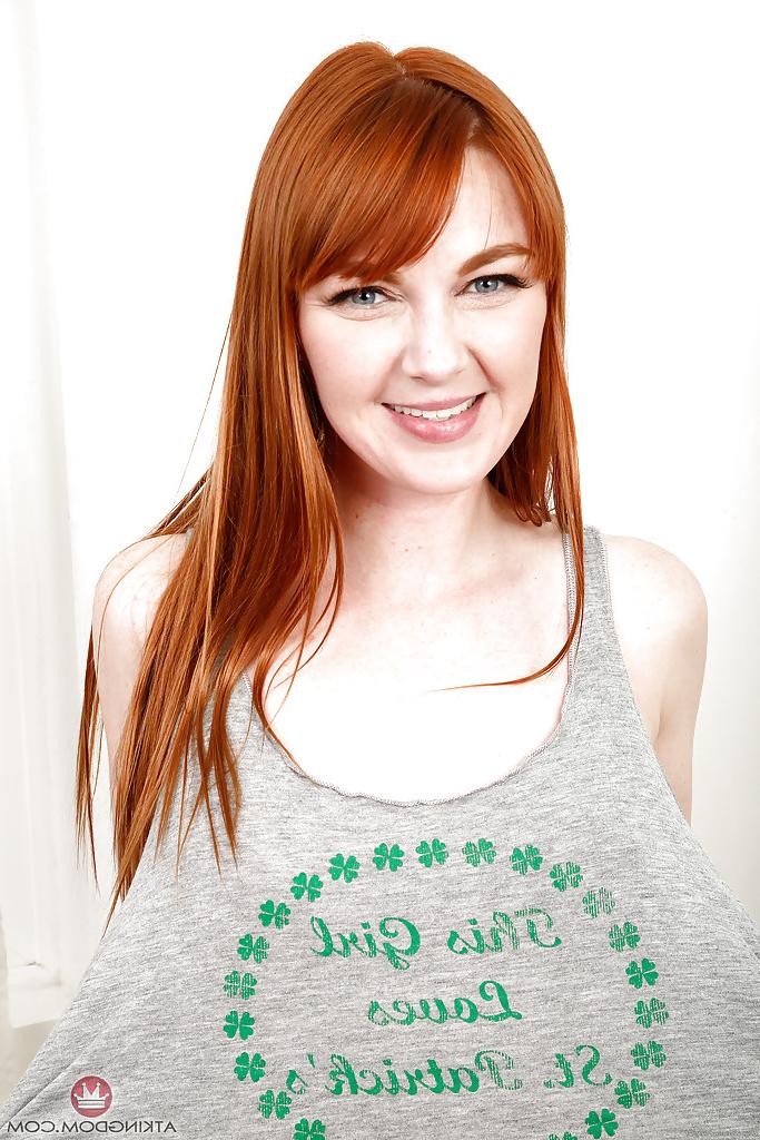 16P Older redhead Marie McCray slipping over hairy snatch and ass