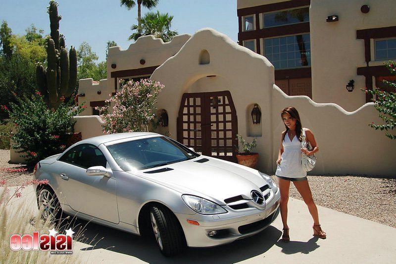 14P Pictures of teen girl Isis Lee showing her pussy in a sports car