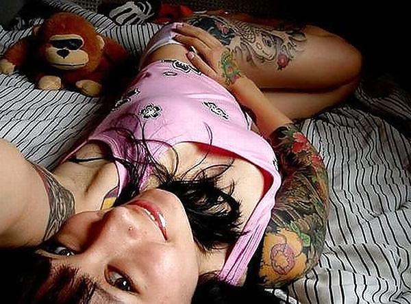 25P Nude tattooed   asia girls naked