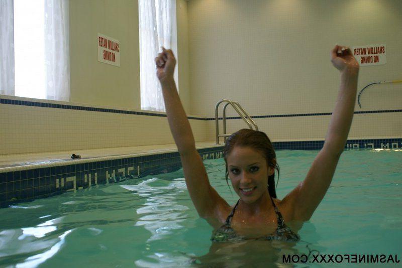 15P Pictures of Jasmine Foxxx showing how hot she is