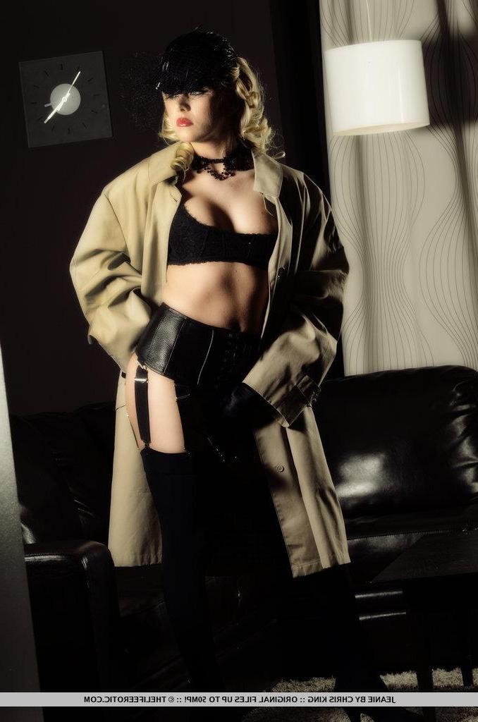 16P The elegant black lingerie with matching leather garter belt and choker necklace brings out the arousing allure in Jeanie as she spreads her legs and finger fucks all over the sofa.