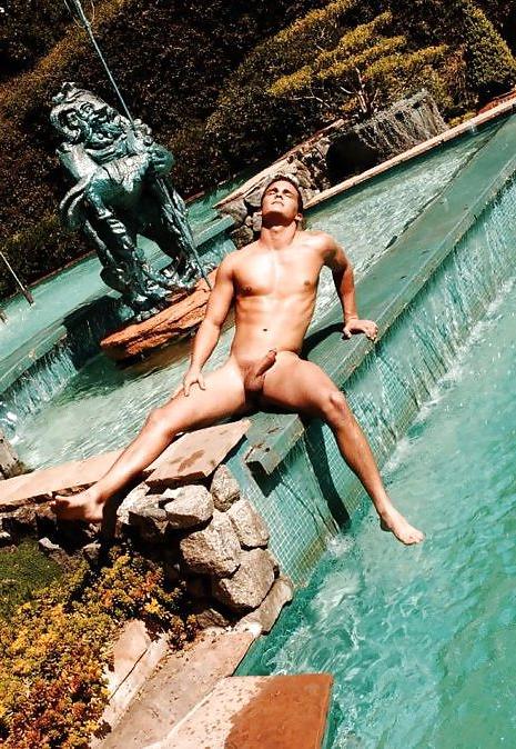 25P Skinny Dipping XXXVIII by bootsandballs