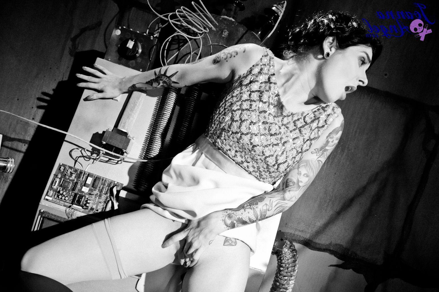 15P Pictures of Joanna Angel getting double fucked in black and white
