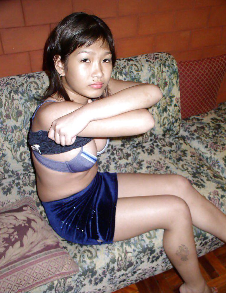 15P Hotel Girl