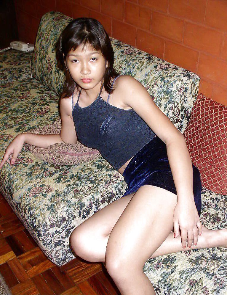 15P Hotel Girl