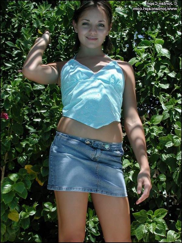 15P Jordan outside stripping off her shorts