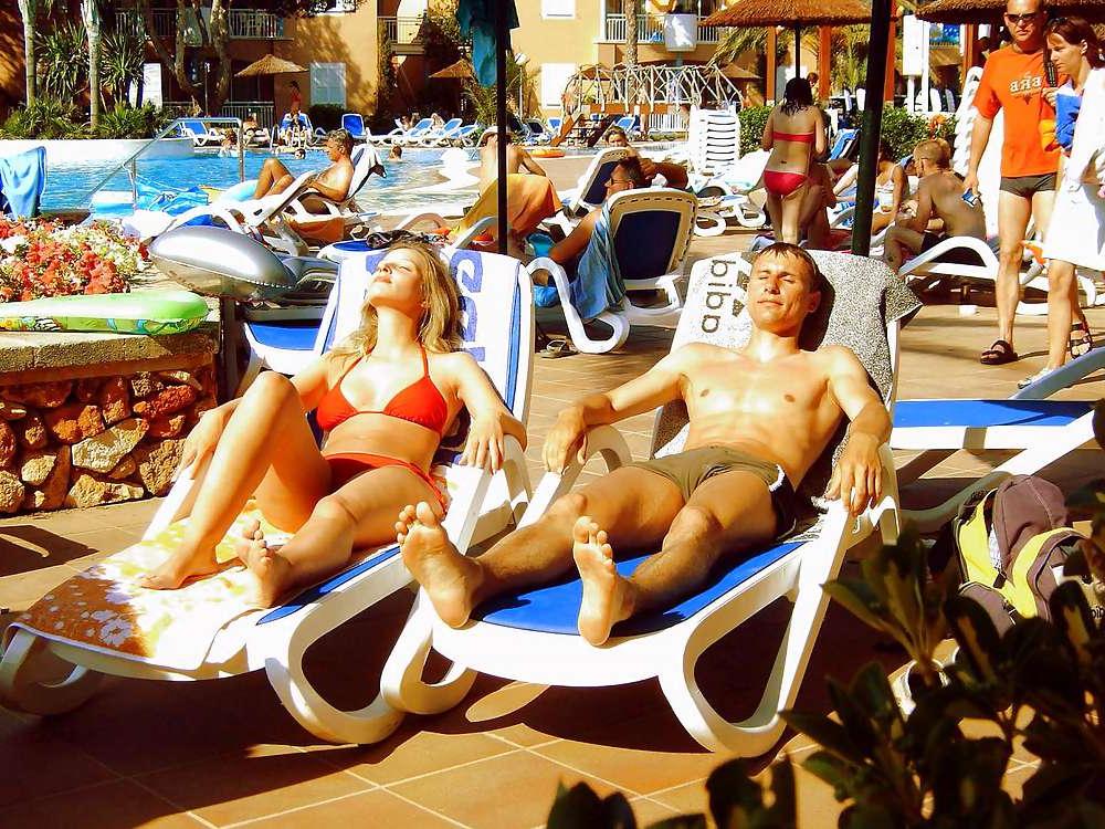 25P Private:  Couple's XXX Vacation