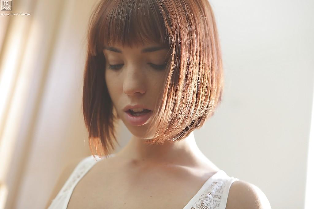 16P Charming teen Tina Hot gives herself a chance to cum really hard