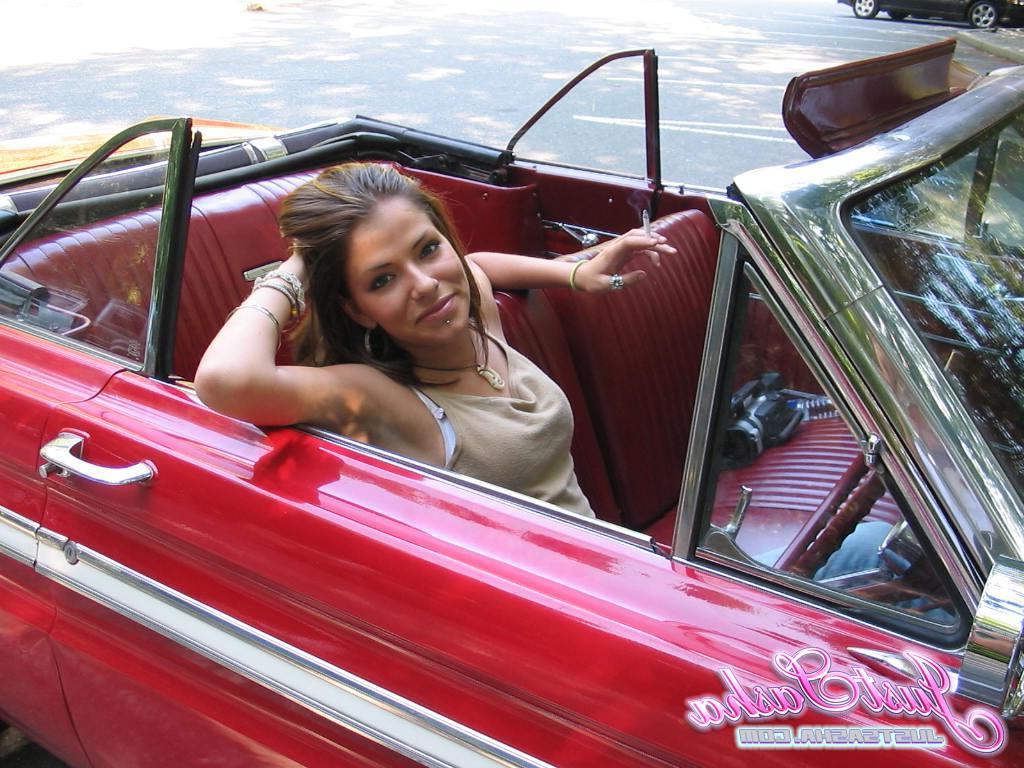 20P Pictures of Just Sasha teasing with her classic car