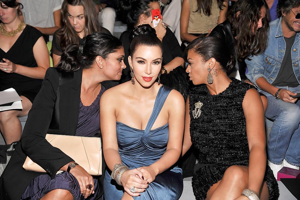9P Kim Kardashian at the Vera Wang Spring 2012 fashion show