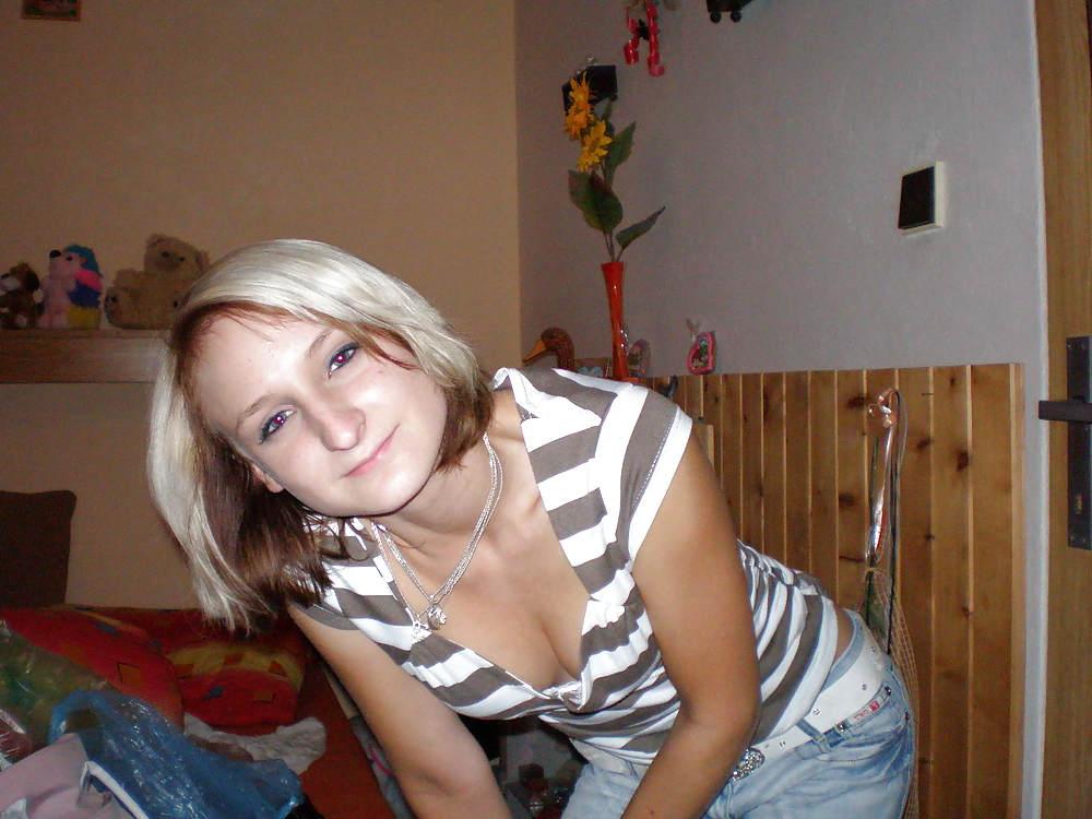 25P Horny Couple Home
