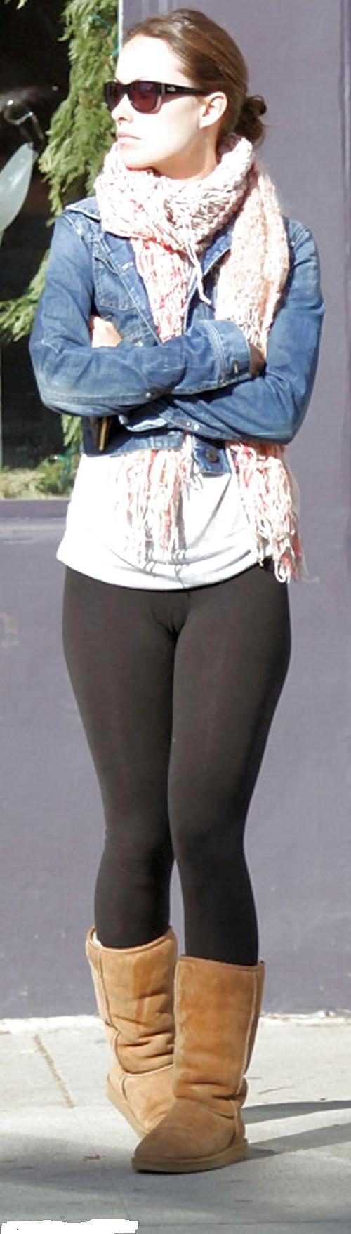 25P Celebrity camel toe