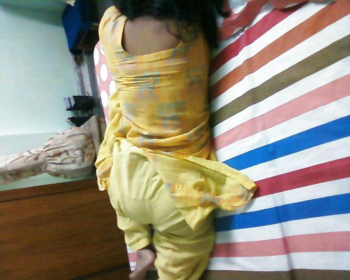 23P Sweet  And Hot Desi girl's Mix Pictures......