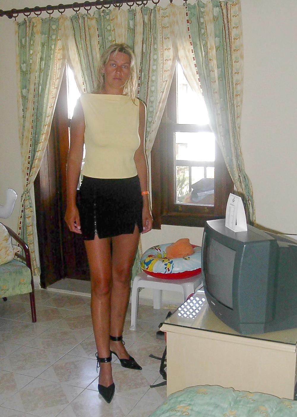 25P Housewife Sluts 75, Part 3