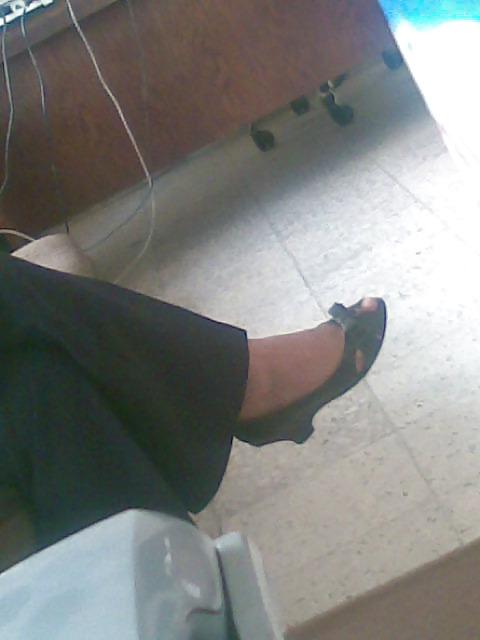 22P Nice turkish secretary feet and ass