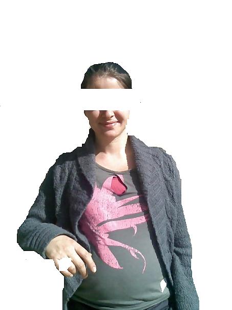 7P Pregnant belly 3
