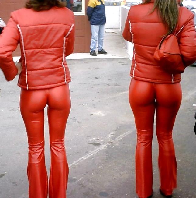 25P Bunz, Camel Toes, and Hardbodies. 40
