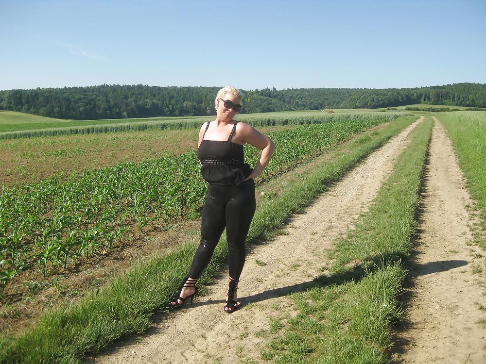 25P Gina White a Austrian Love Girl