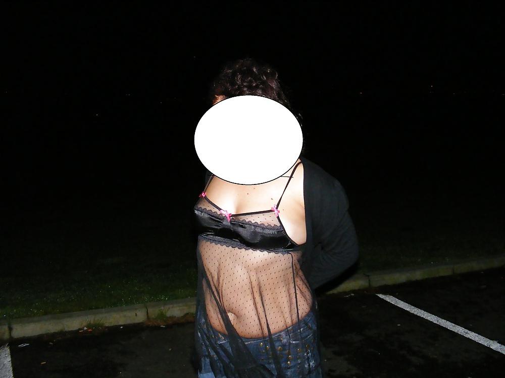 9P Dogging at night in car park 