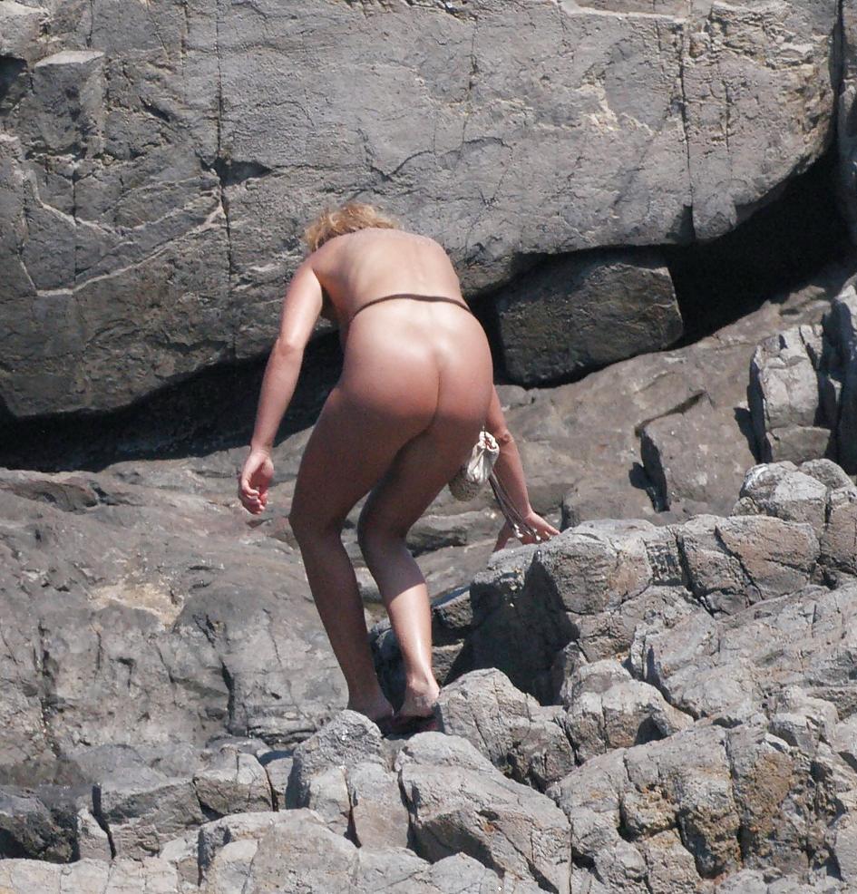25P Housewife Nudism 19
