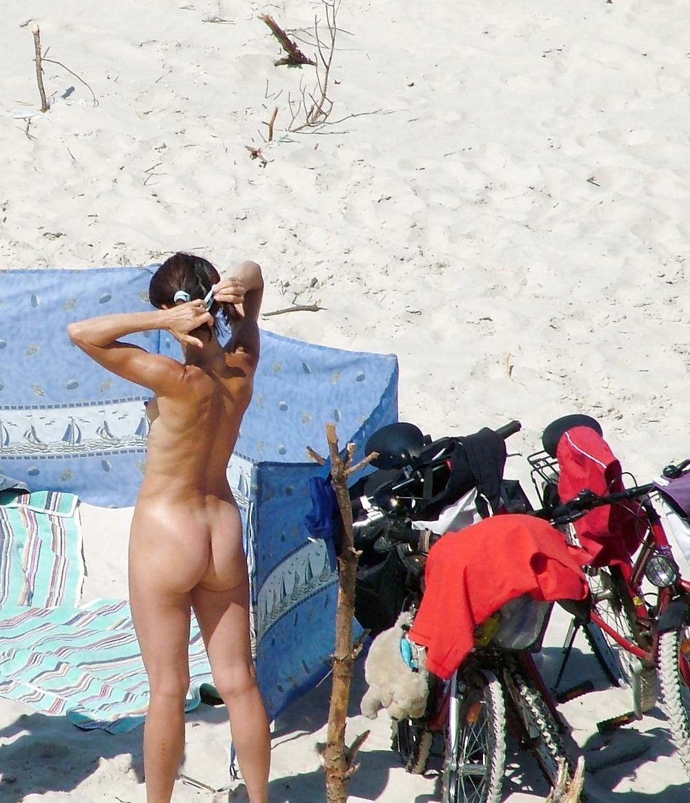 25P Housewife Nudism 19