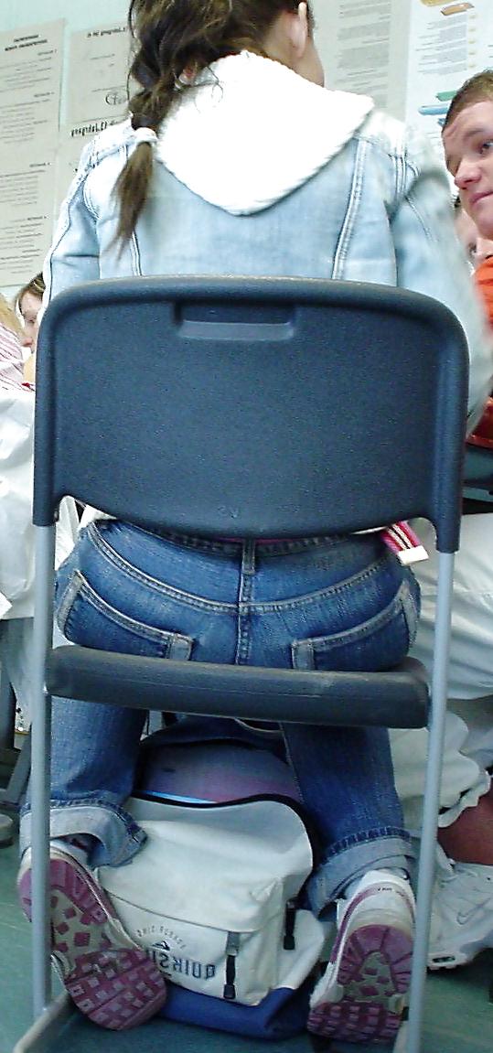 25P Classmate Doreen