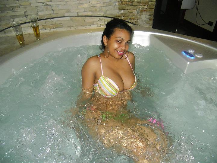 7P Dominican girl #2 facebook