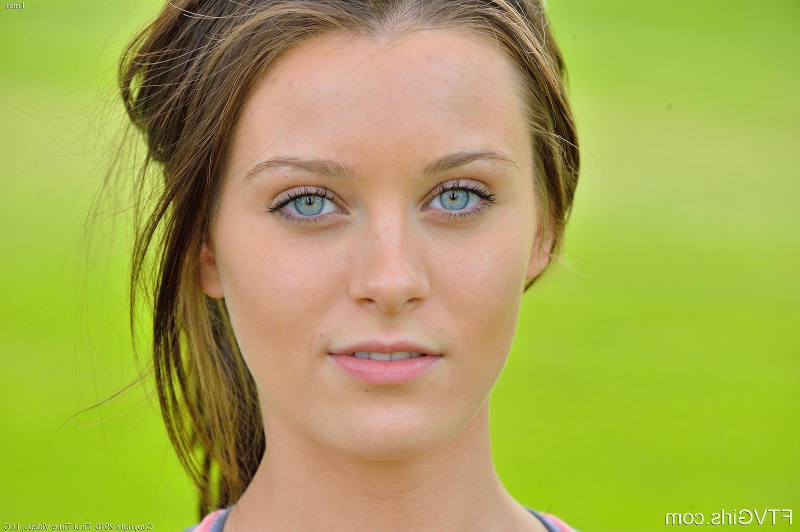 15P Brunette coed Lana gets naked while exercising