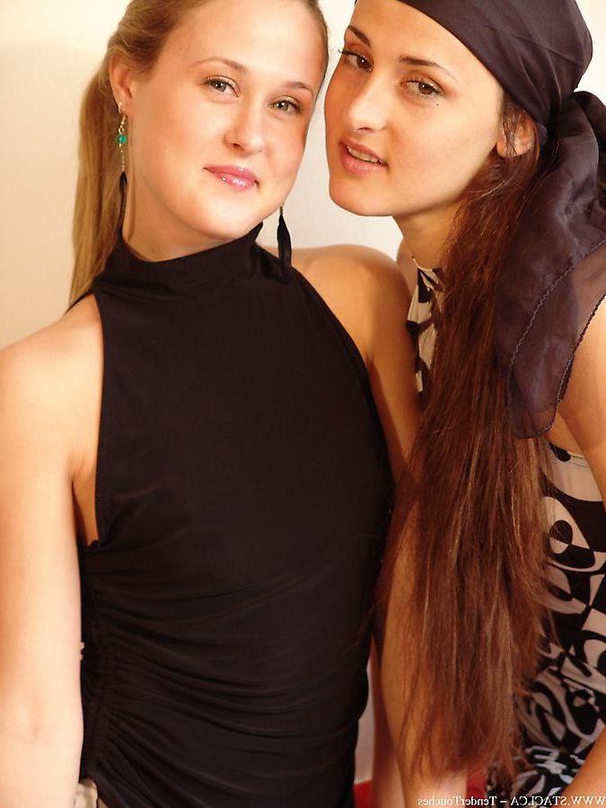 20P Pictures of Staci.ca and her sister Lanie getting hot