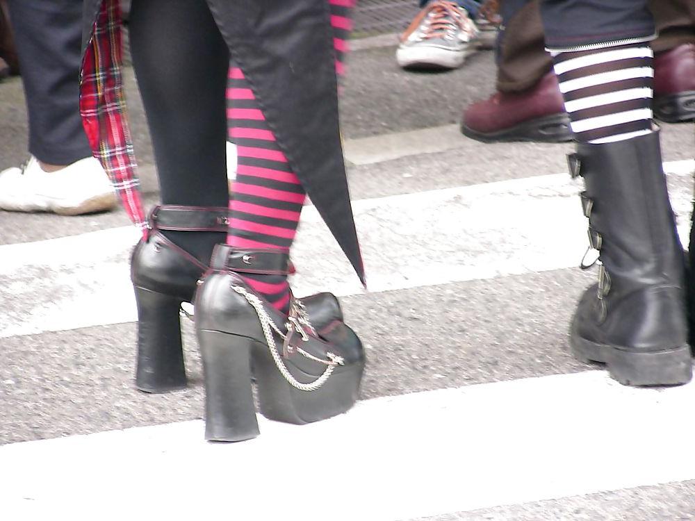 24P Japanese Candids - Feet on the Street 07
