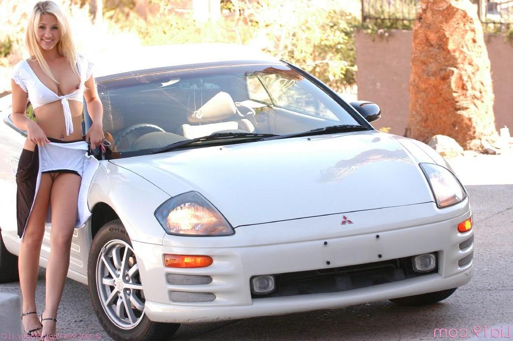 20P Pictures of Lia 19 showing you her pussy in her car