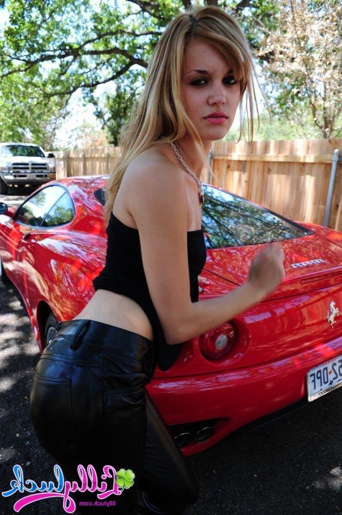 20P Pictures of teen Lilly Luck showing her boobs in a sports car