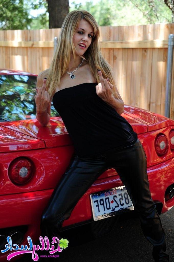 20P Pictures of teen Lilly Luck showing her boobs in a sports car