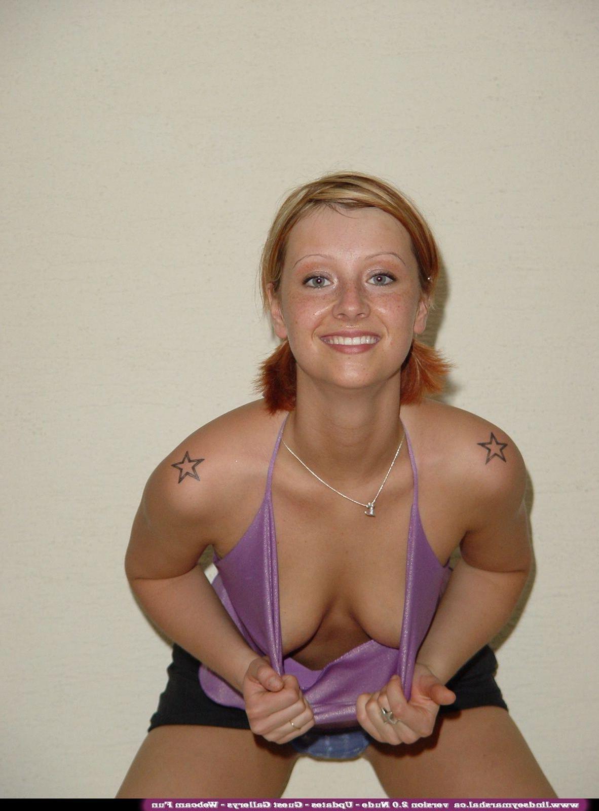 20P Pictures of teen Lindsey Marshal naked and ready for you