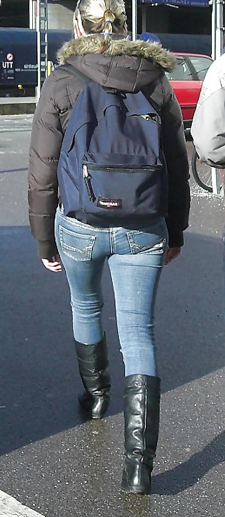 25P Sex girls in jeans V