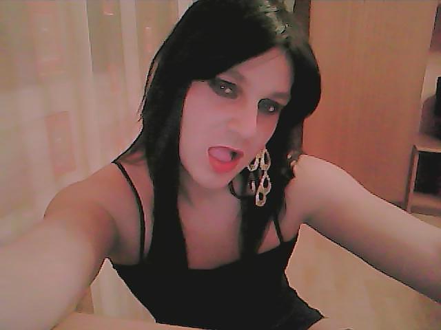 6P Pics from webcam show 2011.10.27