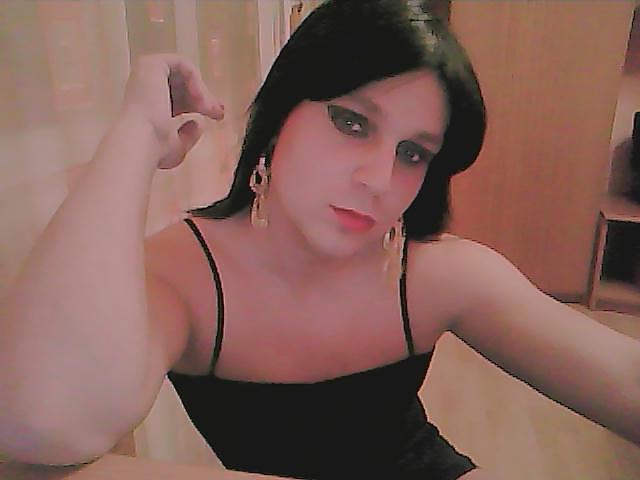 6P Pics from webcam show 2011.10.27