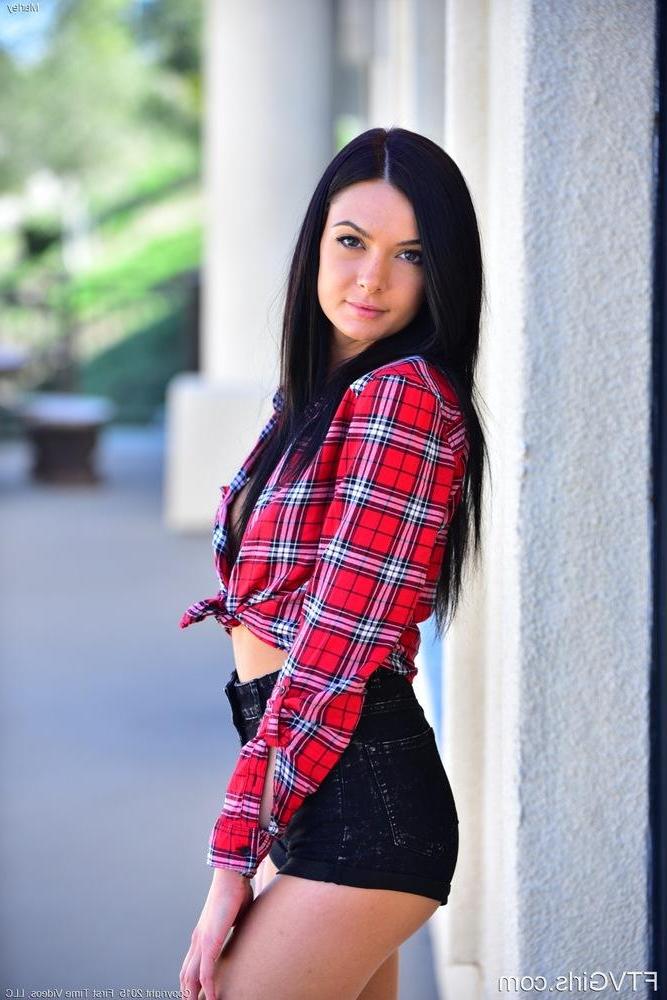 15P Brunette teen Marley Brinx shows off her perfect teen pussy